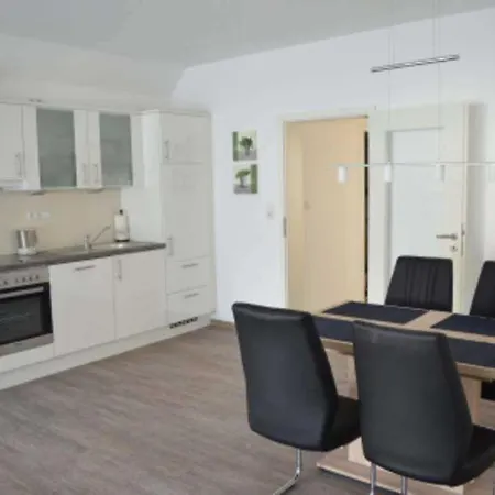 Apartment Citydomizil Leer, 15162